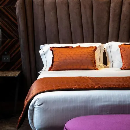 U-visionary 5* Рим