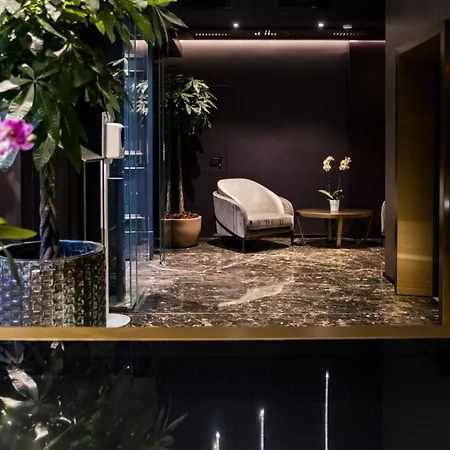 Отель U-visionary Рим