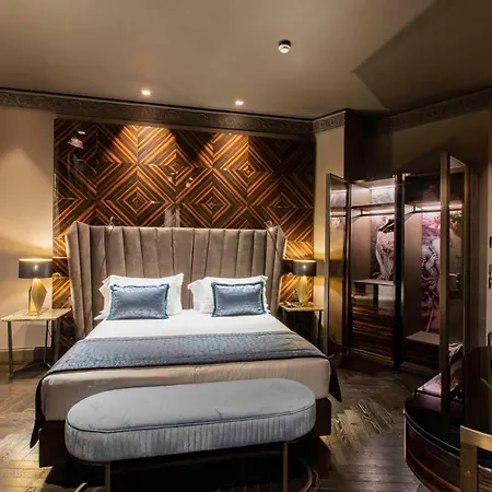 Отель U-visionary