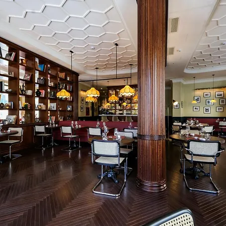 Отель U-visionary Рим