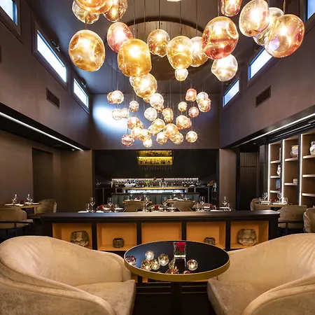 Отель U-visionary Рим