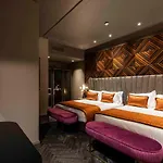 U-visionary Hotel