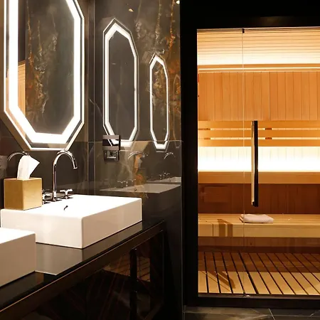 U-visionary فندق روما