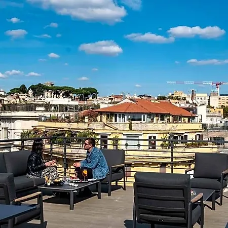 U-visionary Hotell 5*