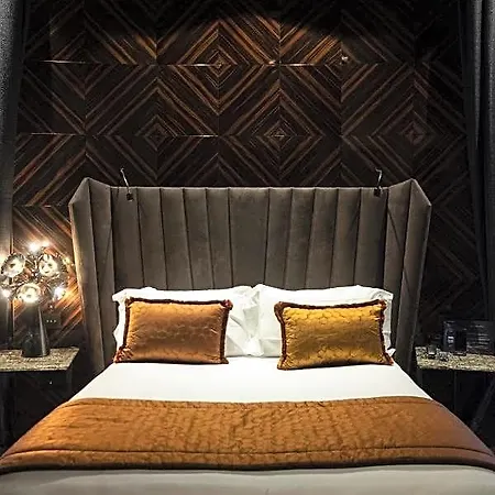 U-visionary Hotel 5*