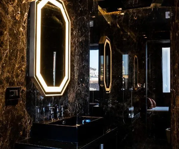 Hotel U-visionary Roma