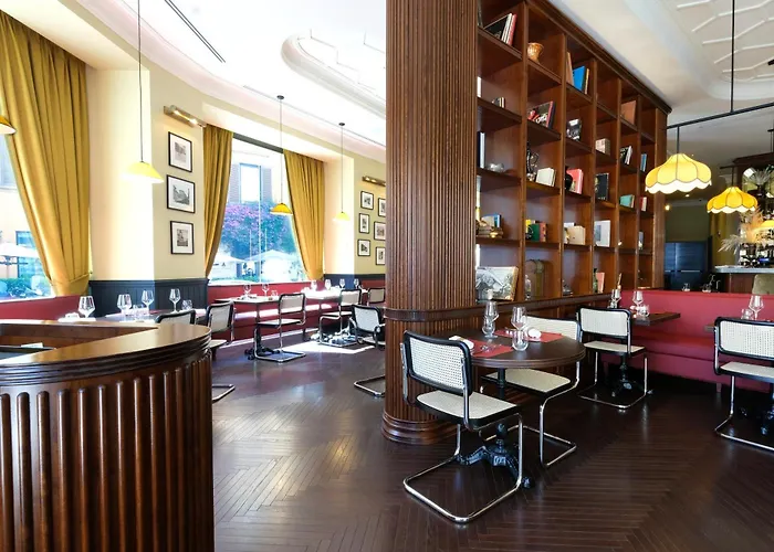 U-visionary Hotel 5*